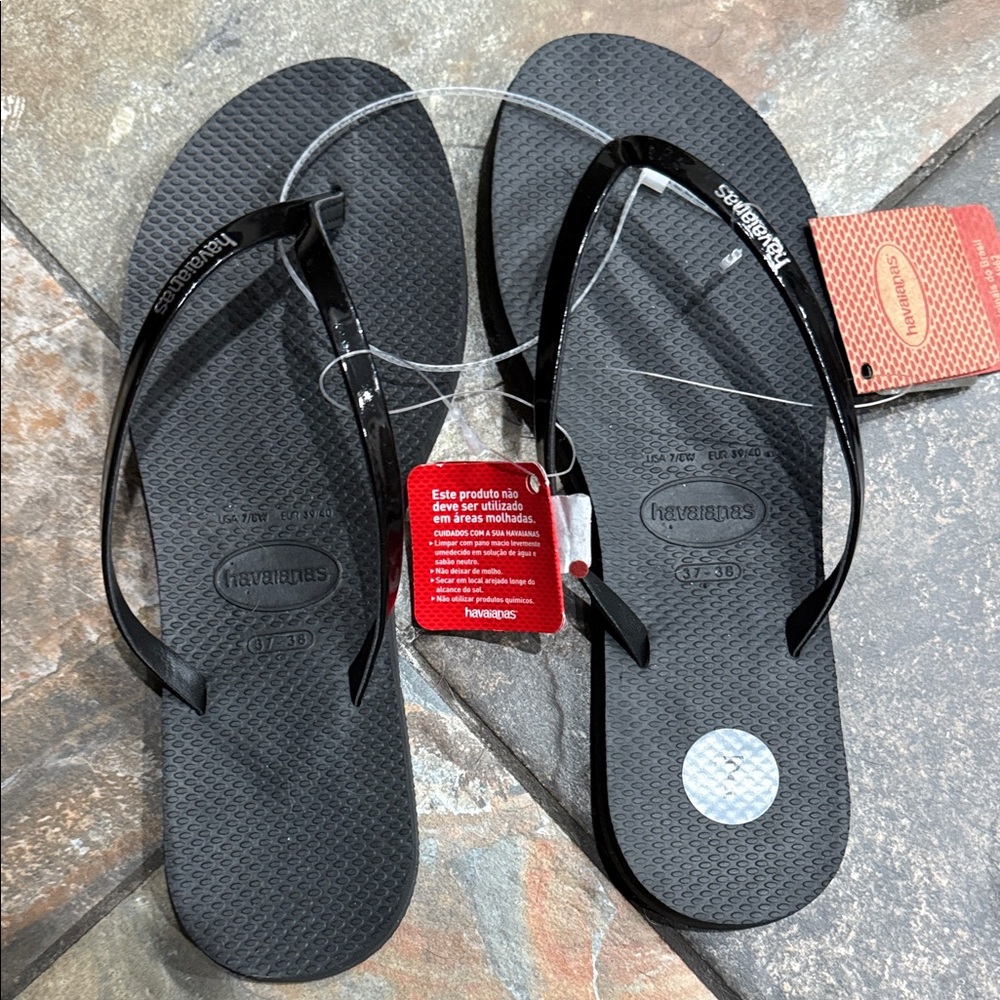 Havaianas Classic Black Sandals
